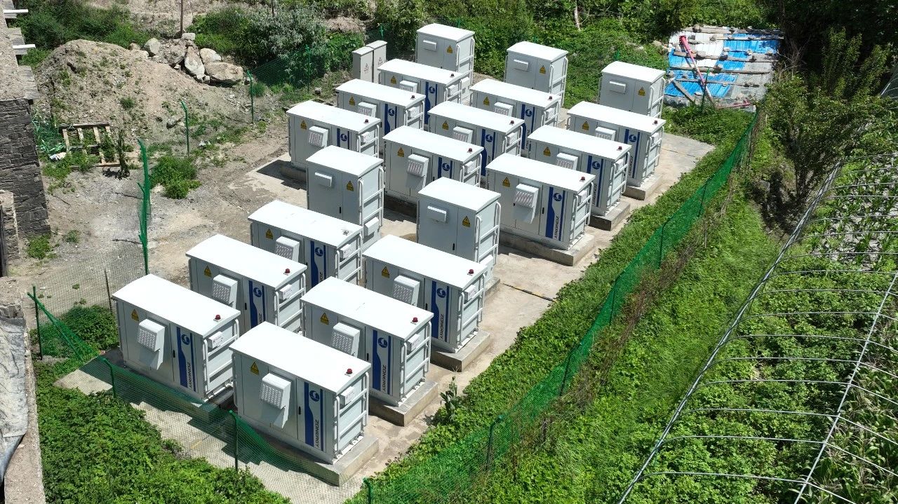 工業儲能設備安裝實例圖片